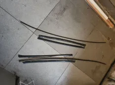 Молдинг лобового стекла Volvo