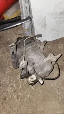 Компрессор кондиционера всборе Volvo 740