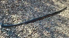 Молдинг лобового стекла нижний Volvo 760