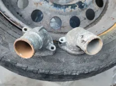 Корпус термостата Volvo