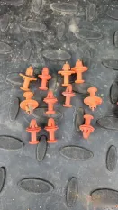 Клипса двери Volvo 740