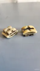 Клипса салона и панели над радиатором Volvo