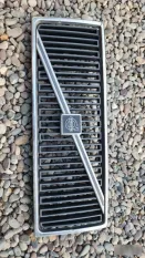 Решетка радиатора Volvo 740