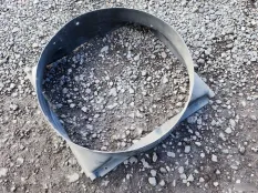 Диффузор вентилятора Volvo 740