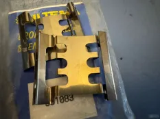 Установочный комплект колодок передний Volvo