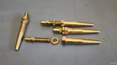 Регулируемый шток