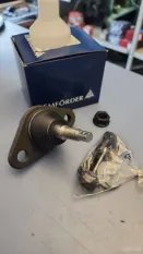 Шаровая опора Volvo 740