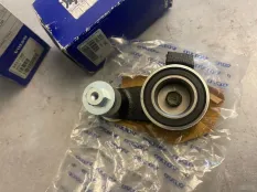 Натяжной ролик B204