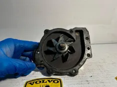 Помпа Volvo 850 УНИВЕРСАЛ B5252 1994