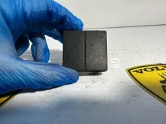 Заглушка кнопок Volvo 850 УНИВЕРСАЛ B5252 1994