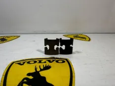 Крепление фары Volvo 740 УНИВЕРСАЛ B230F 1992