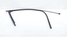 Уплотнитель стекла двери Volkswagen Touareg