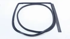 Уплотнитель двери Mazda CX-7