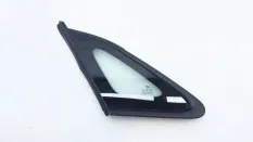 Стекло кузовное глухое Kia K5