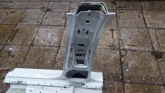 Порог со стойкой Skoda Octavia