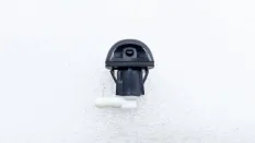 Форсунка омывателя Toyota Venza