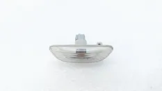 Повторитель поворота в крыло Kia Rio