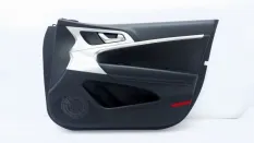 Обшивка двери Genesis G70