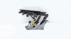 Петля капота Audi Q5