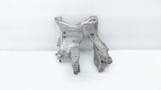 Кронштейн подрамника Audi Q5