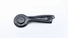 Кронштейн подрамника Toyota Camry