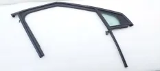 Форточка двери Kia Carnival
