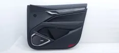 Обшивка двери Geely Tugella