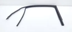 Уплотнитель стекла двери Volkswagen Polo