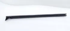 Уплотнитель стекла двери Toyota RAV4