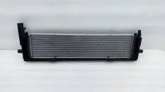 Радиатор системы охлаждения LiXiang L9