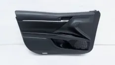 Обшивка двери Toyota Camry