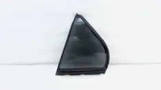 Форточка двери Toyota Camry