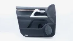Обшивка двери Toyota Land Cruiser