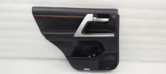 Обшивка двери Toyota Land Cruiser