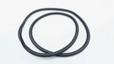 Уплотнитель проема двери Geely Tugella