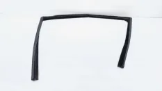 Уплотнитель стекла двери Land Rover Range Rover Evoque