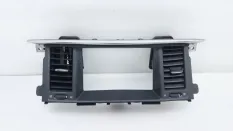 Дефлектор воздушный центральный Infiniti QX56