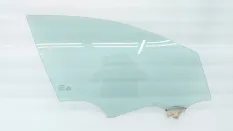 Стекло двери Kia K5