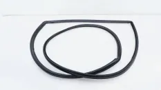 Уплотнитель двери Hyundai i40