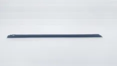 Уплотнитель стекла двери Land Rover Discovery sport