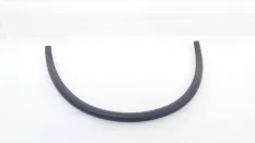 Уплотнитель капота Land Rover Discovery sport