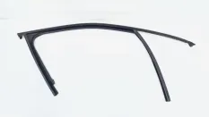 Уплотнитель стекла двери Volkswagen Touareg