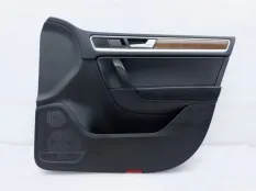 Обшивка двери Volkswagen Touareg