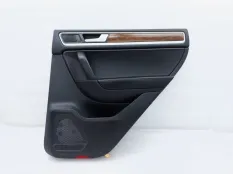 Обшивка двери Volkswagen Touareg