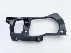 Кронштейн фары Volkswagen Touareg