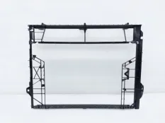 Кронштейн радиатора Volkswagen Touareg