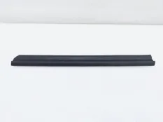 Уплотнитель двери Nissan Murano