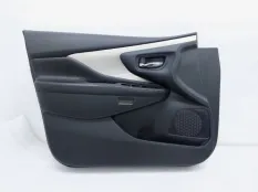 Обшивка двери Nissan Murano