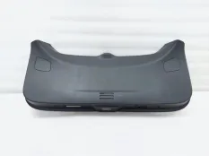 Обшивка двери багажника Nissan Murano
