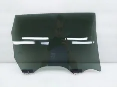 Стекло двери Nissan Murano